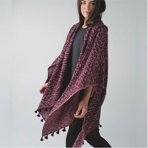 Lululemon Sun To Moon Shawl Scarf